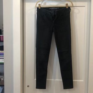 Size 8 Black American Eagle jeans